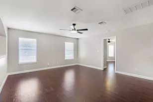 18652 E Dry Pond Dr, Pflugerville, TX 78660 - Photo 11