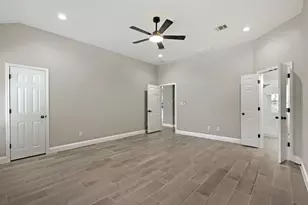 18652 E Dry Pond Dr, Pflugerville, TX 78660 - Photo 15