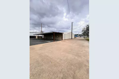 2300 N US Highway 281 Highway, Marble Falls, TX 78654 - Photo 29