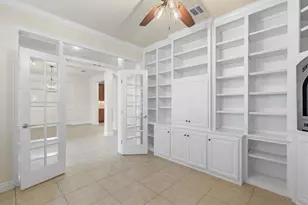300 Pipe Creek Ln, Georgetown, TX 78633 - Photo 9