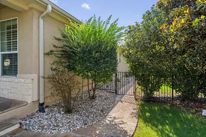 300 Pipe Creek Lane, Georgetown, TX 78633 - Photo 33