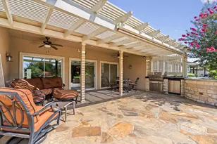 300 Pipe Creek Ln, Georgetown, TX 78633 - Photo 37