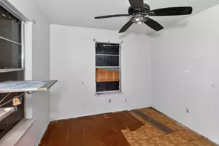 1003 Arthur Stiles Rd, Austin, TX 78721 - Photo 11