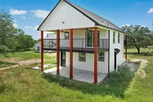 3705 Callihan Rd, Luling, TX 78648 - Photo 1