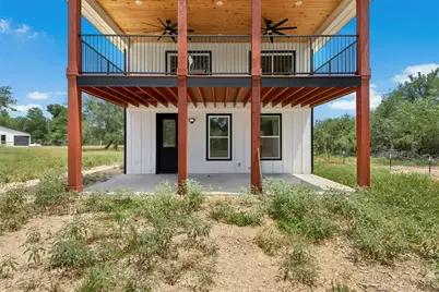 3705 Callihan Road, Luling, TX 78648 - Photo 5