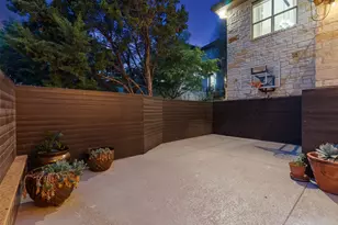 215 Rocky Coast Dr, Lakeway, TX 78738 - Photo 5