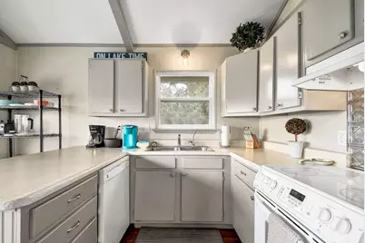 2591 Lakeshore Drive, Canyon Lake, TX 78133 - Photo 7