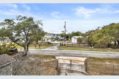 2591 Lakeshore Drive, Canyon Lake, TX 78133 - Photo 19