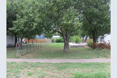 210 E E Carrie Manor Road, Manor, TX 78653 - Photo 5