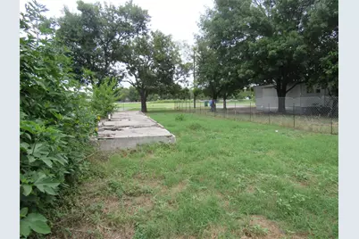 210 E E Carrie Manor Road, Manor, TX 78653 - Photo 11