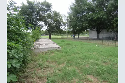 210 E E Carrie Manor Road, Manor, TX 78653 - Photo 11