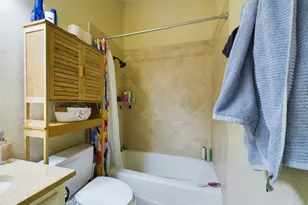 914 W 26th St, Austin, TX 78705 - Photo 19