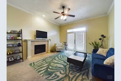 914 W 26th Street #303, Austin, TX 78705 - Photo 7