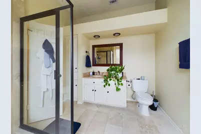 914 W 26th Street #303, Austin, TX 78705 - Photo 25