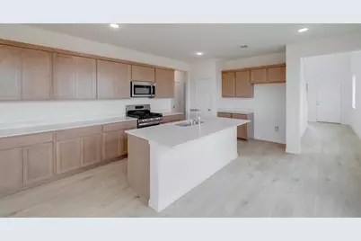 226 Hornet Street, Elgin, TX 78621 - Photo 3