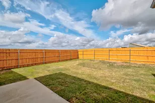 226 Hornet St, Elgin, TX 78621 - Photo 21
