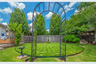 5013 Sendero Springs Drive, Round Rock, TX 78681 - Photo 31