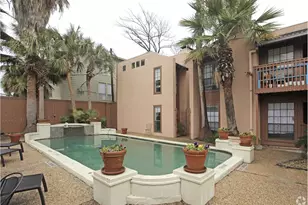 110 E 37th St, Austin, TX 78705 - Photo 11