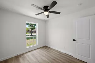 7002 Teaberry Dr, Austin, TX 78745 - Photo 21