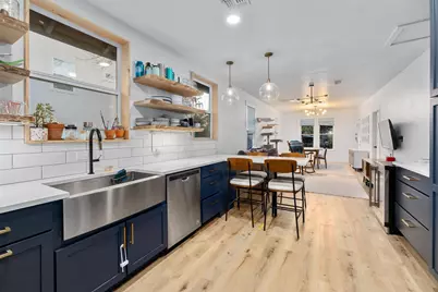 911 Valdez Street, Austin, TX 78741 - Photo 11