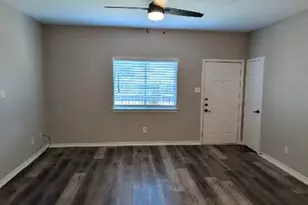 625 Luther Dr, Georgetown, TX 78628 - Photo 9