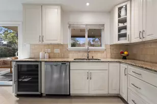 6523 Heron Dr, Austin, TX 78759 - Photo 11