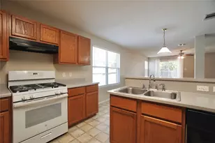 6208 Speyside Dr, Austin, TX 78754 - Photo 9
