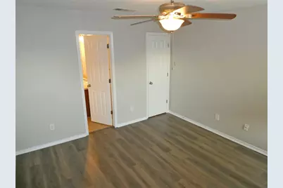 113 Soapstone Drive, Jarrell, TX 76537 - Photo 11