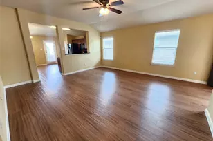 107 Lavaca Loop, Hutto, TX 78634 - Photo 5