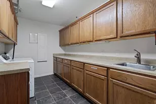 1213 Justin Ln, Austin, TX 78757 - Photo 9