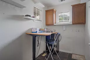 1213 Justin Ln, Austin, TX 78757 - Photo 15