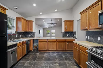 1213 Justin Lane, Austin, TX 78757 - Photo 5