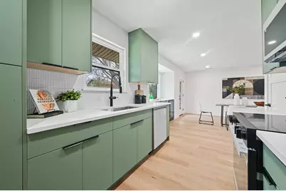 2600 Berkett Drive, Austin, TX 78745 - Photo 15