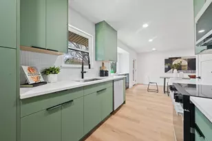 2600 Berkett Dr, Austin, TX 78745 - Photo 15