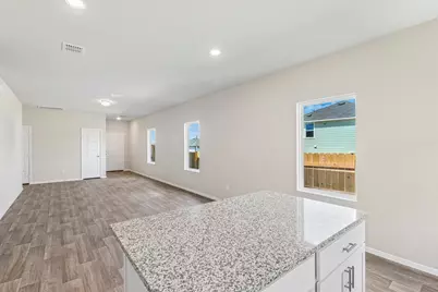 12013 Murano Drive, Austin, TX 78747 - Photo 7