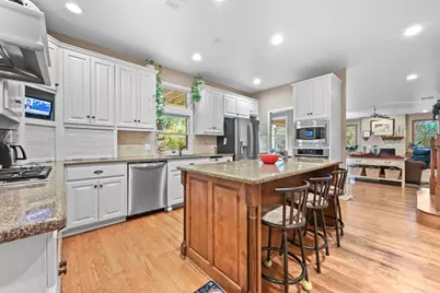 2 Rock Way Cove, Austin, TX 78746 - Photo 15