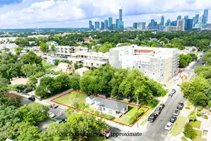 1909 E 14th St, Austin, TX 78702 - Photo 11