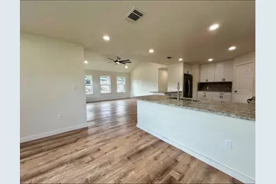 1127 Greenhill Drive, Canyon Lake, TX 78133 - Photo 9