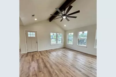 1127 Greenhill Drive, Canyon Lake, TX 78133 - Photo 3