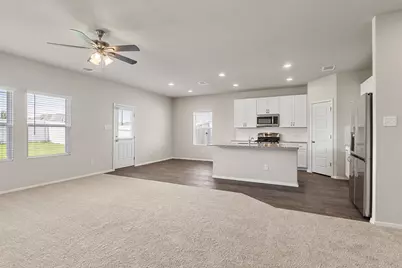 291 Chesterfield Drive, Kyle, TX 78640 - Photo 13