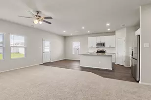 291 Chesterfield Dr, Kyle, TX 78640 - Photo 13