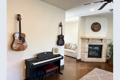 302 Deepwood Drive, Georgetown, TX 78628 - Photo 3