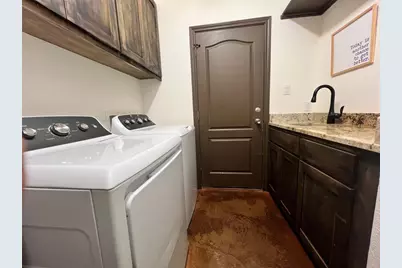 302 Deepwood Drive, Georgetown, TX 78628 - Photo 7