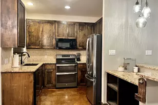 302 Deepwood Dr, Georgetown, TX 78628 - Photo 15