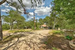 7709 Timber Hills Dr, Del Valle, TX 78617 - Photo 3