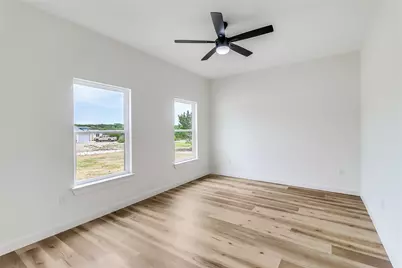 21415 Highland Lake Drive, Lago Vista, TX 78645 - Photo 15