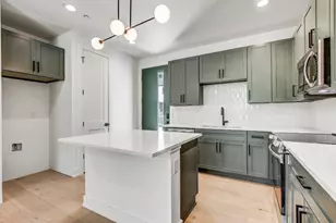 4127 E 12th St, Austin, TX 78721 - Photo 3