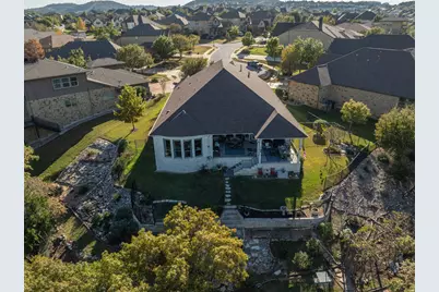 306 Tavish Trail, Austin, TX 78738 - Photo 9