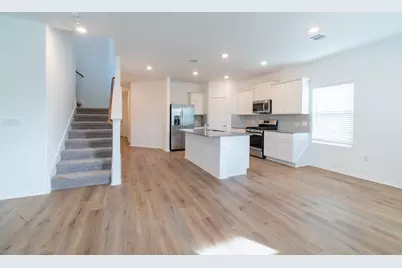 10705 Steinbeck Drive, Austin, TX 78747 - Photo 3