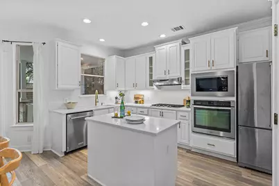 9520 Prescott Drive, Austin, TX 78749 - Photo 9